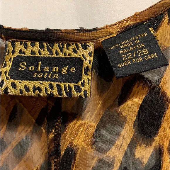 SOLANGE SATIN KIMONO ANIMAL PRINT PLUS SIZE(22-28) - Picture 4 of 4